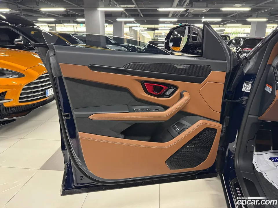 Lamborghini Urus 4.0 V8 SE 2026 — thumbnail 5