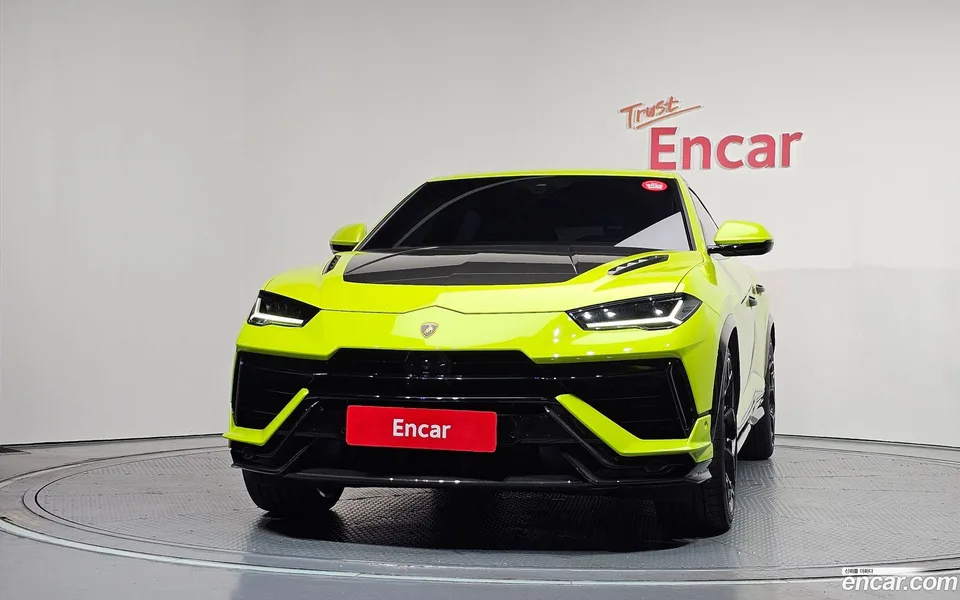 Lamborghini Urus 4.0 V8 2024 — thumbnail 3