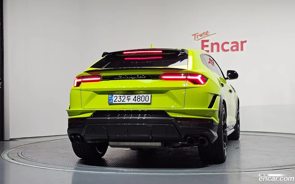 Lamborghini Urus 4.0 V8 2024 — thumbnail 4
