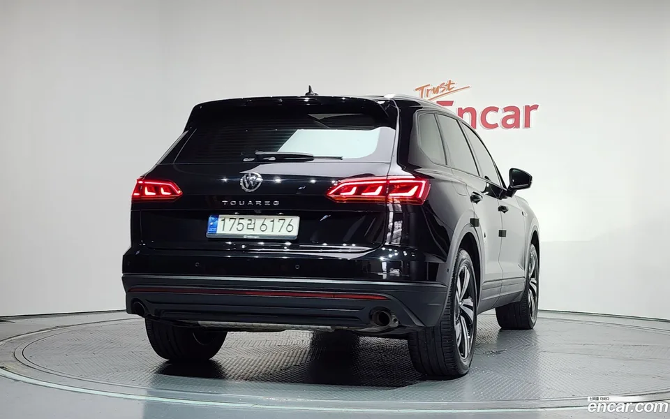 Volkswagen Touareg 3.0 TDI 2023 — thumbnail 4