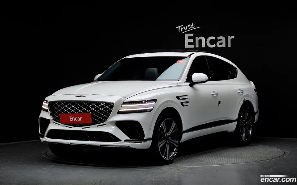 Genesis GV80 Coupe 2.5T AWD 2024 — photo 1, buy with delivery to Moscow