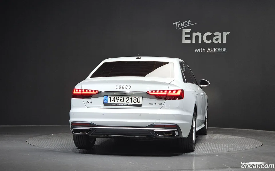 Audi A4 40 TFSI 2022 — thumbnail 4