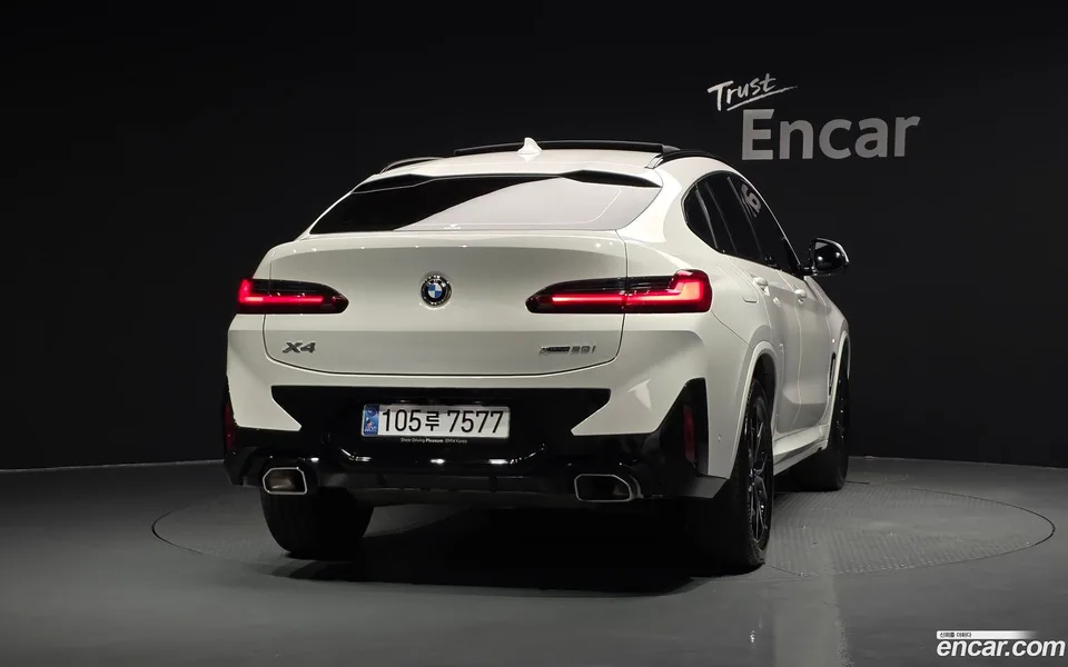 BMW X4 xDrive20i M 2024 — thumbnail 4