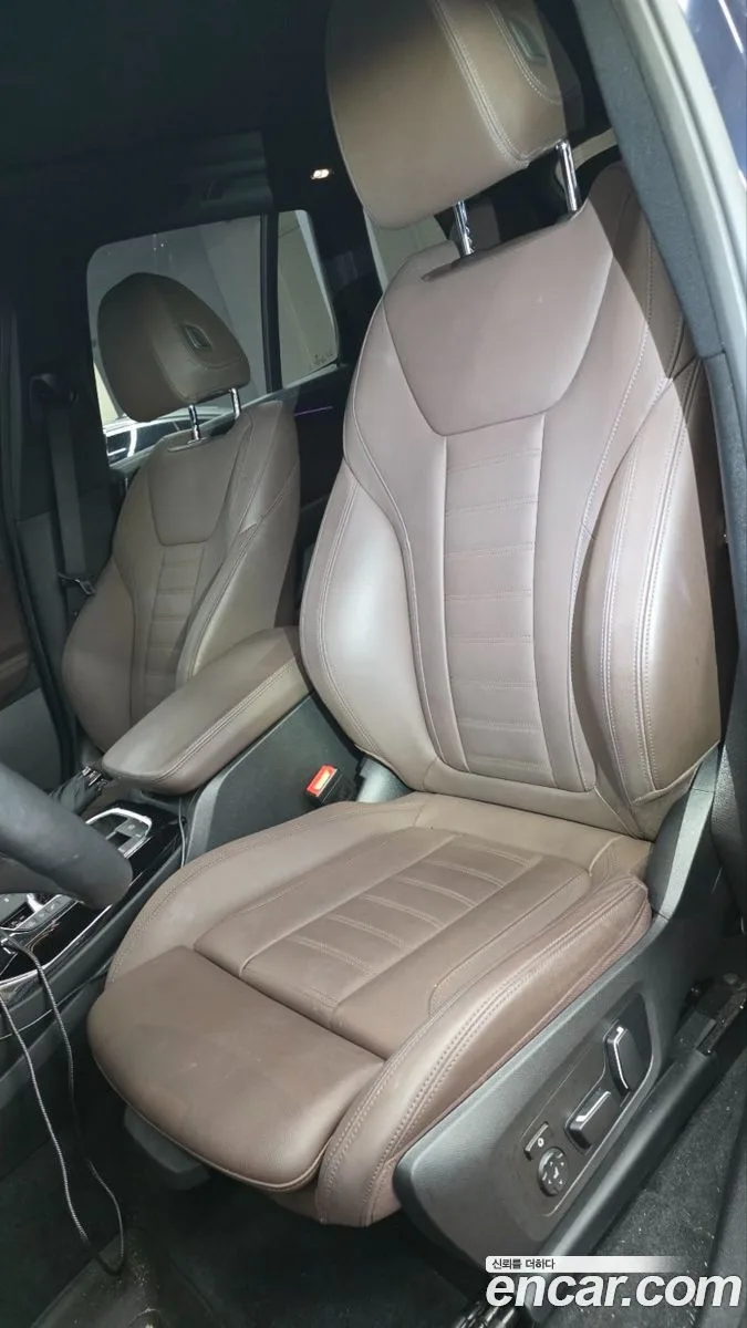 BMW iX3 M 2023 — миниатюра 2