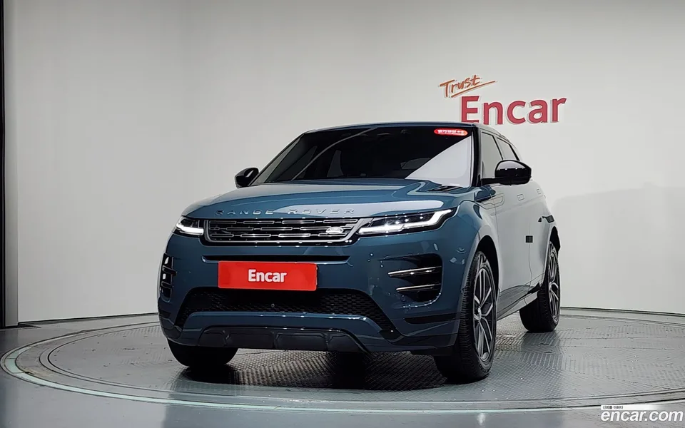 Land Rover Range Rover Evoque P250 SE 2024 — thumbnail 3