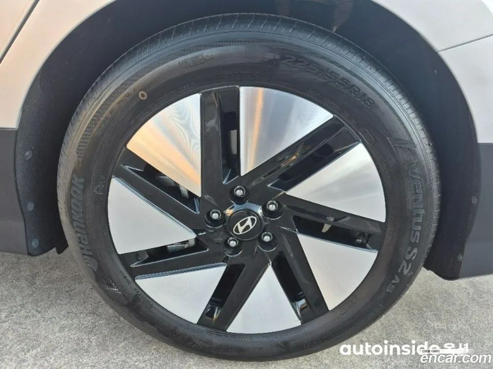 Hyundai Ioniq 6 2024 — thumbnail 2