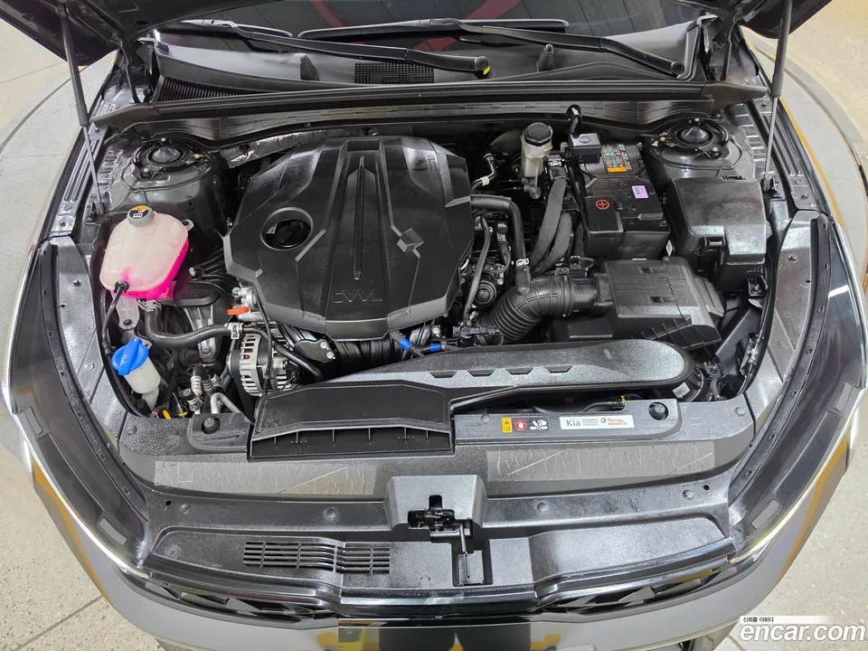 Kia K5 2.0 2024 — thumbnail 2