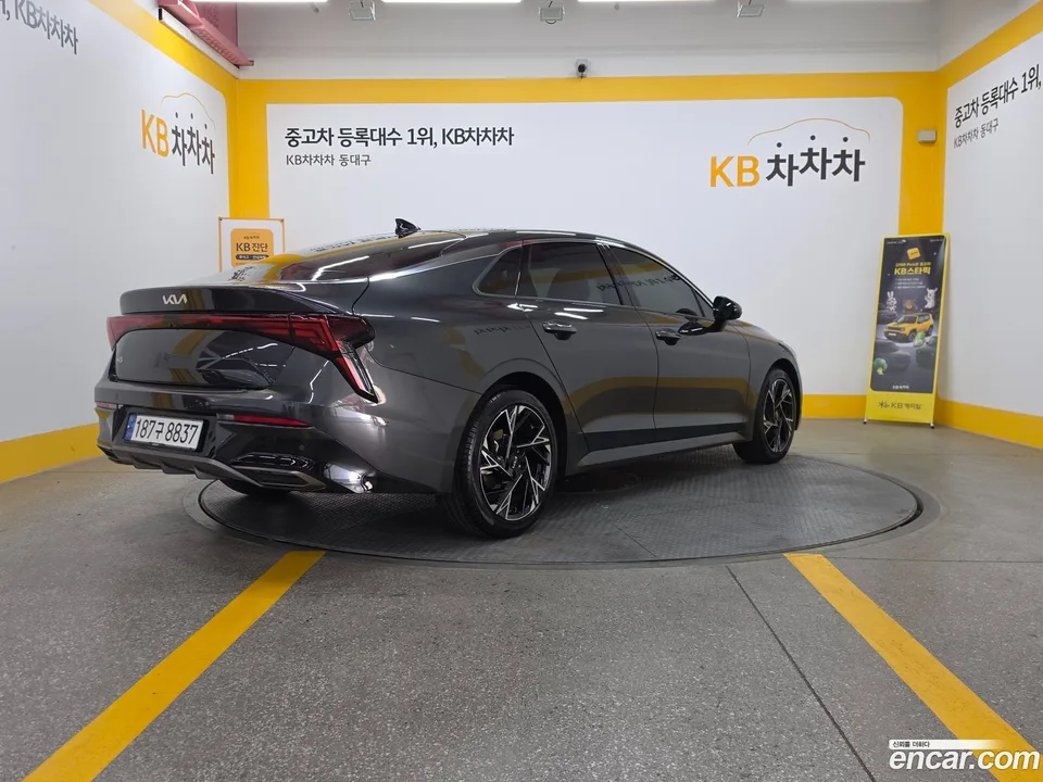Kia K5 2.0 2024 — thumbnail 4