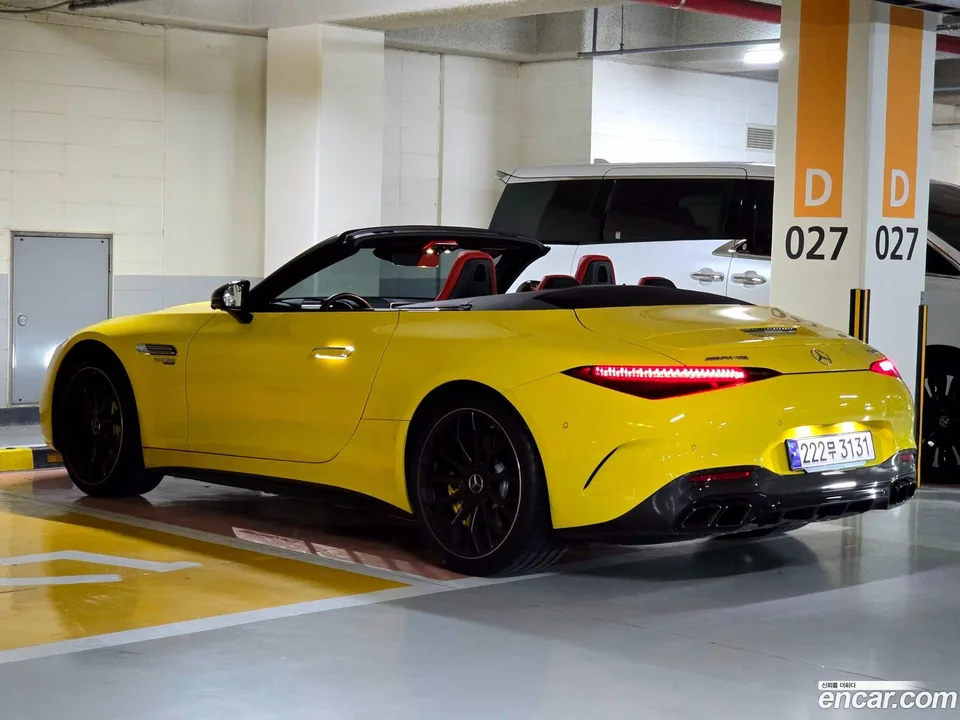 Mercedes-Benz SL-Class AMG SL63 4MATIC+ 2023 — thumbnail 3