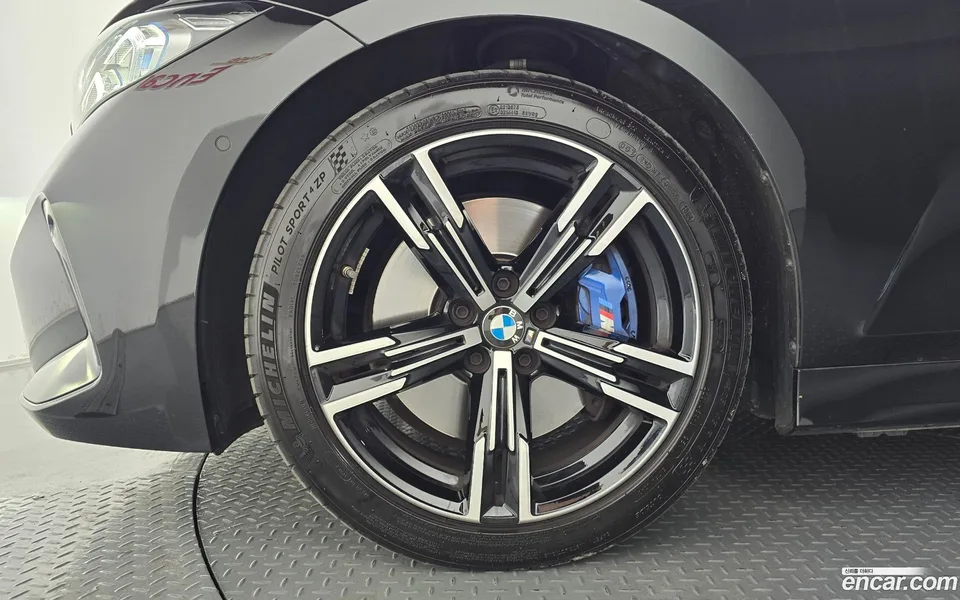 BMW 3 Series 320i M 2024 — thumbnail 5
