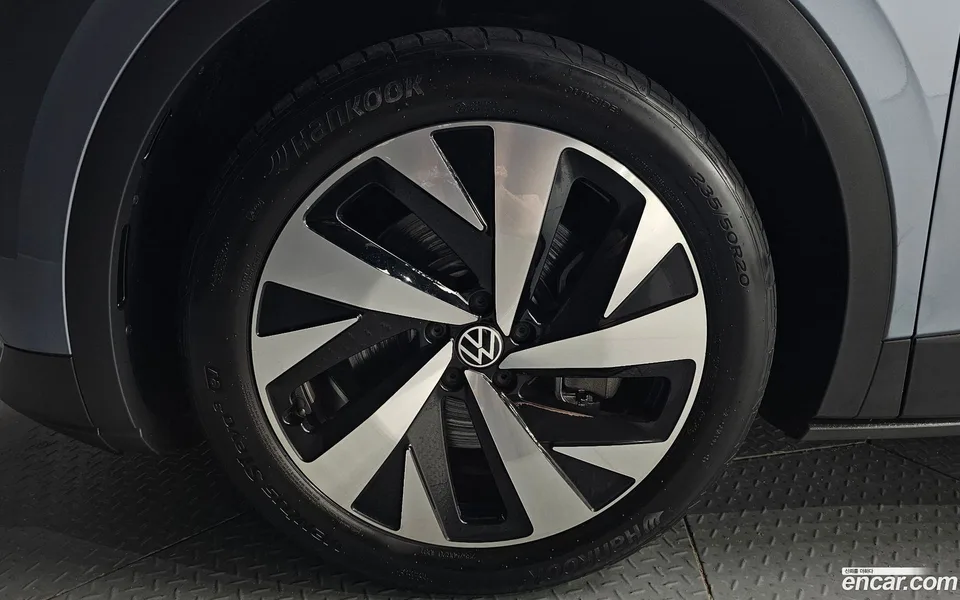 Volkswagen ID.4 2023 — thumbnail 2