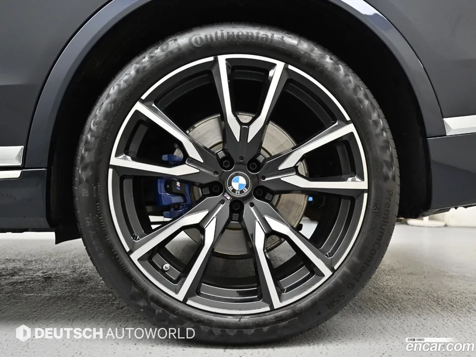 BMW X7 xDrive 40i M 6 2022 — thumbnail 2