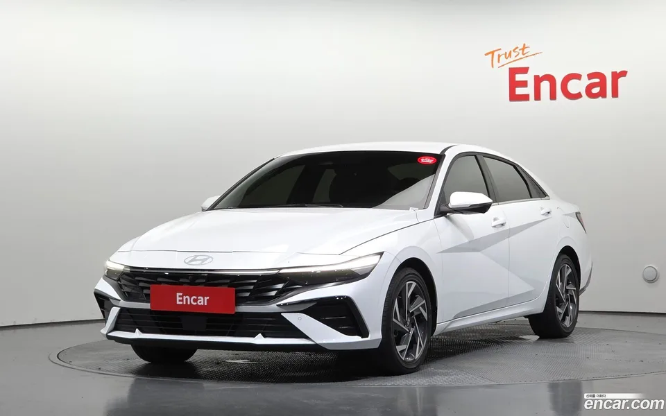 Hyundai Avante CN7 Hybrid 2025 — photo 1, buy with delivery to Moscow