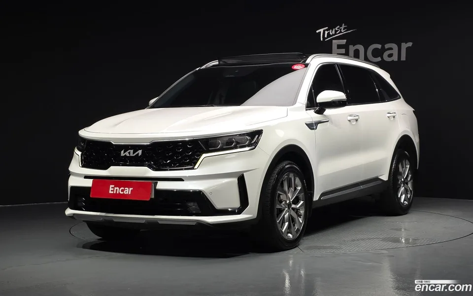 Kia Sorento 2.5T 2WD 2022 — photo 1, buy with delivery to Moscow