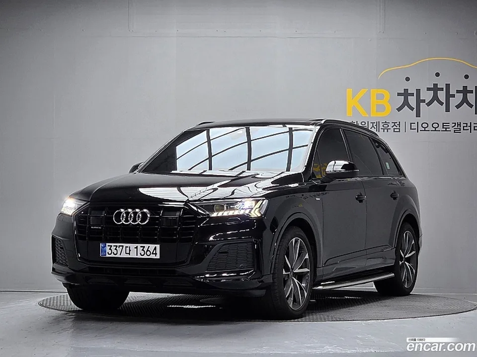 Audi Q7 (4M) 50 TDI 2023 — photo 1, buy with delivery to Moscow