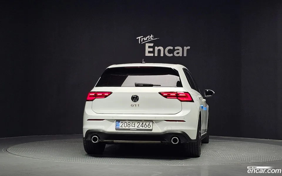 Volkswagen Golf 2.0 GTI 2024 — thumbnail 4