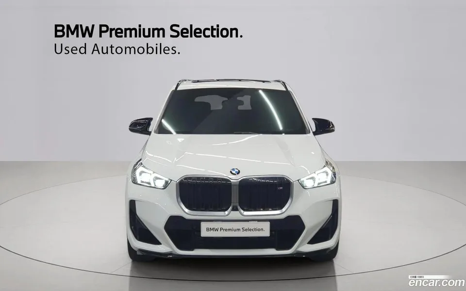 BMW X1 M35i xDrive 2024 — thumbnail 3