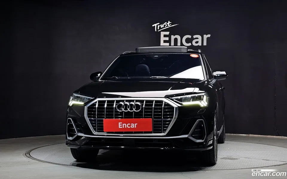 Audi Q3 35 TDI 2023 — thumbnail 3
