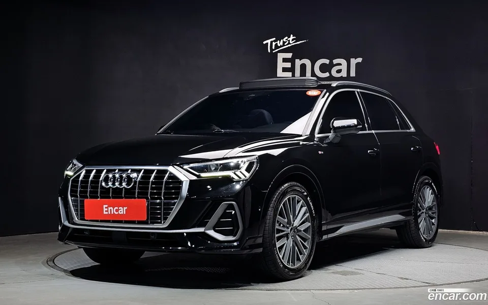 Audi Q3 35 TDI 2023 — photo 1, buy with delivery to Moscow
