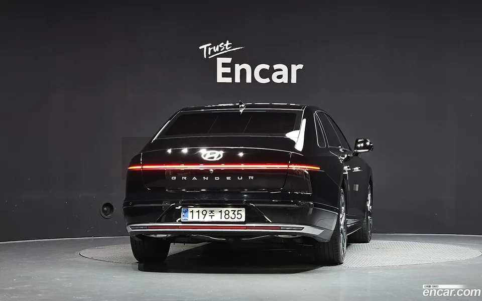 Hyundai Grandeur Hybrid 2024 — thumbnail 4