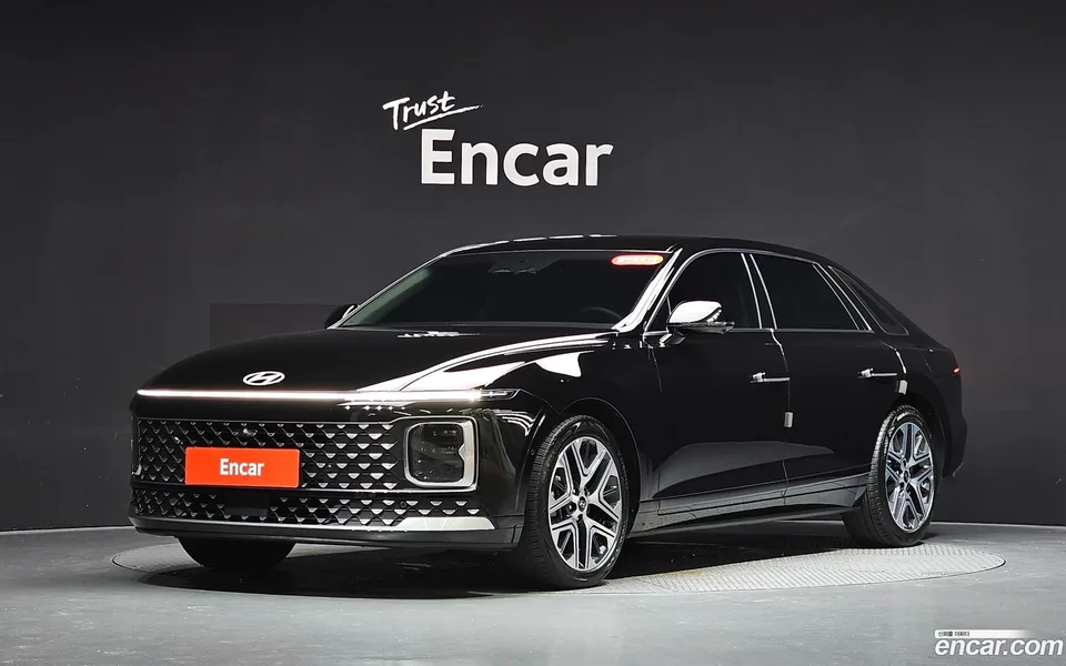 Hyundai Grandeur Hybrid 2024 — photo 1, buy with delivery to Moscow