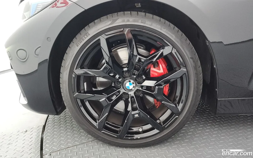 BMW 4 Series 420i M 2025 — thumbnail 5