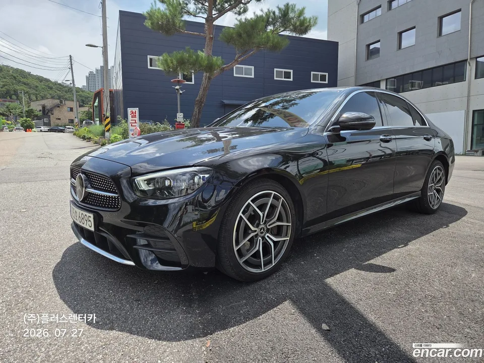 Mercedes-Benz E-Class 2022