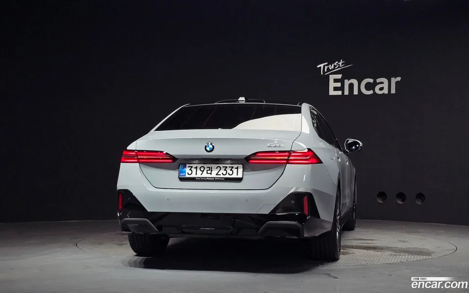 BMW 5 Series 520i M 2026 — thumbnail 4