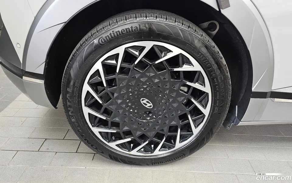 Hyundai Ioniq 5 2022 — thumbnail 2