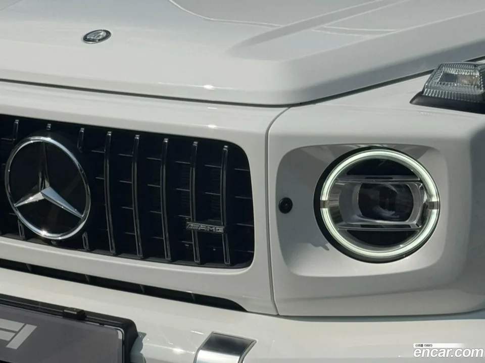 Mercedes-Benz G-Class AMG G63 2025 — thumbnail 4