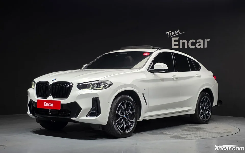 BMW X4 xDrive20i M 2024 — photo 1, buy with delivery to Moscow