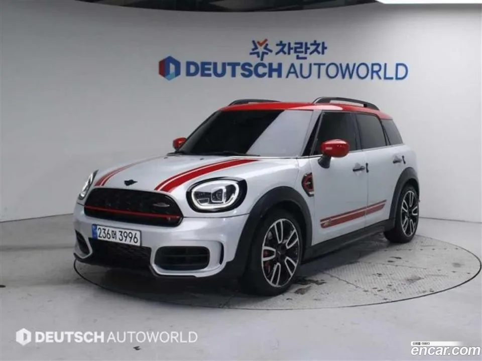 MINI Cooper S Countryman JCW 2022 — photo 1, buy with delivery to Moscow