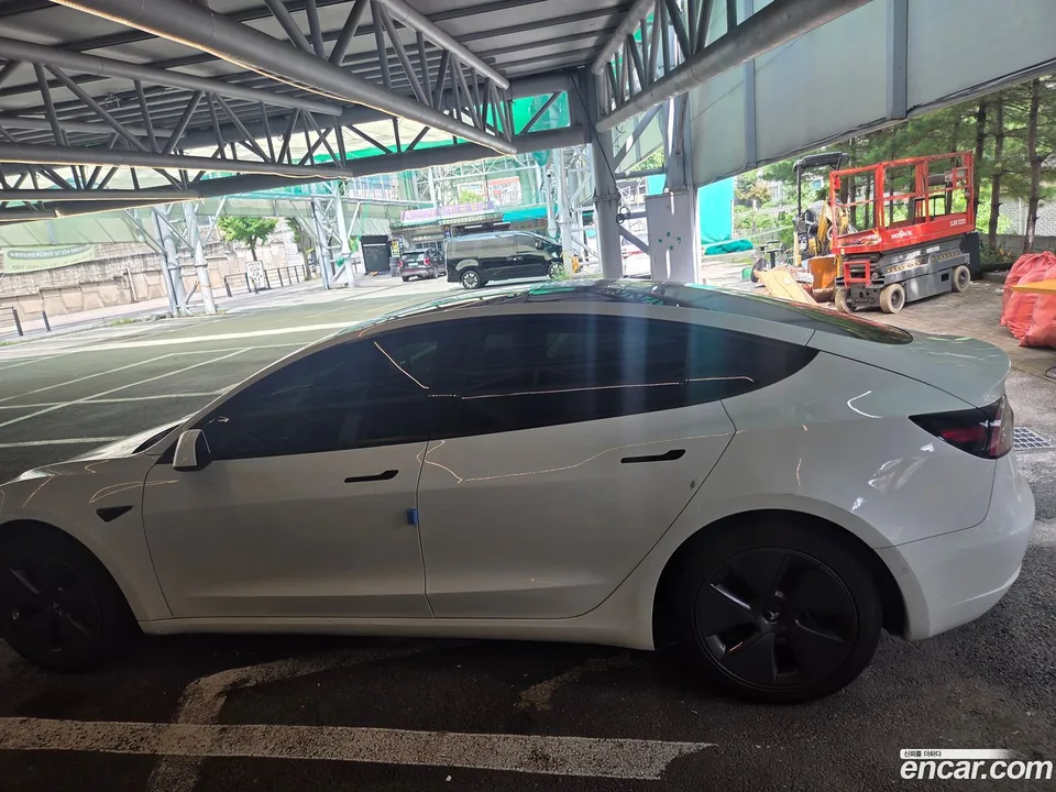 Tesla Model 3 AWD 2022 — thumbnail 2