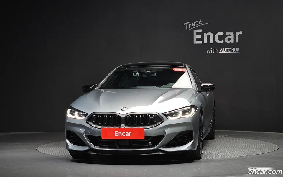BMW 8 Series M850i xDrive 2025 — thumbnail 3