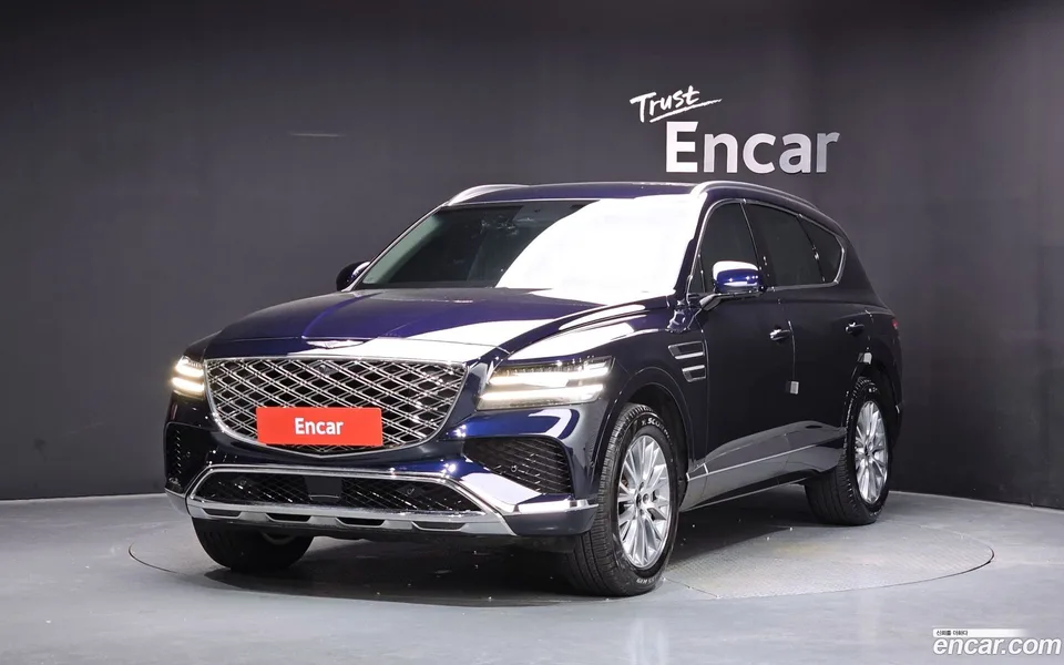 Genesis GV80 2.5T AWD 2024 — photo 1, buy with delivery to Moscow