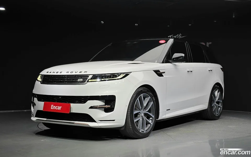 Land Rover Range Rover Sport P360 AB 2023 — photo 1, buy with delivery to Moscow