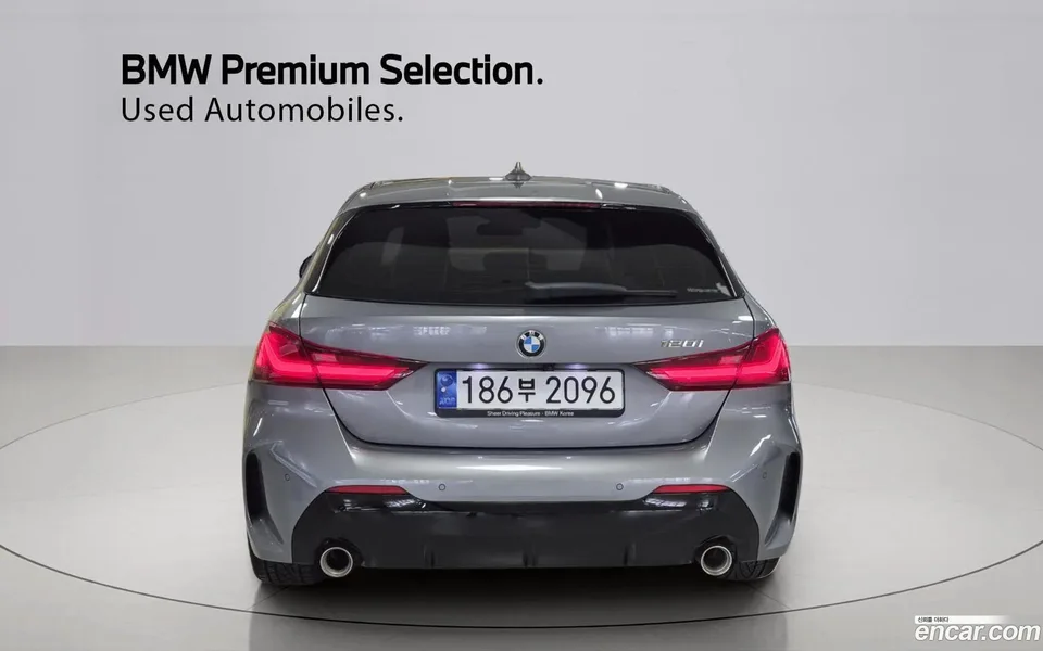 BMW 1 Series 120i M 2023 — thumbnail 4