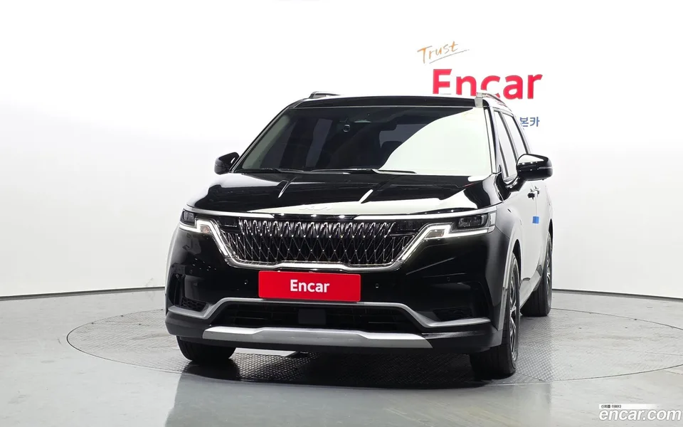 Kia Carnival 9 2022 — thumbnail 3