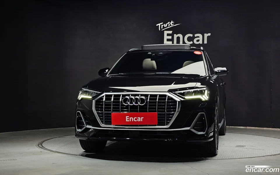 Audi Q3 35 TDI 2023 — thumbnail 3
