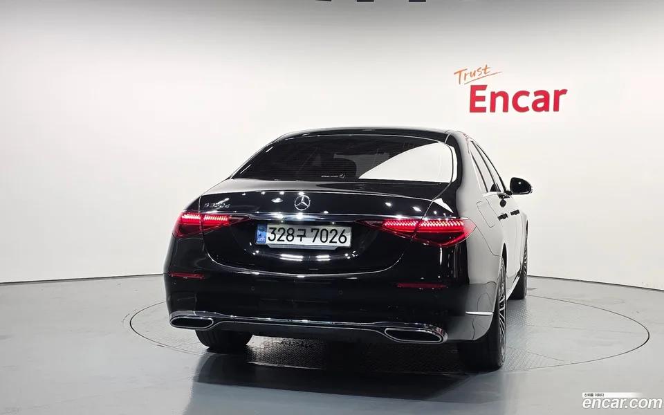 Mercedes-Benz S-Class S350 d 2022 — thumbnail 4
