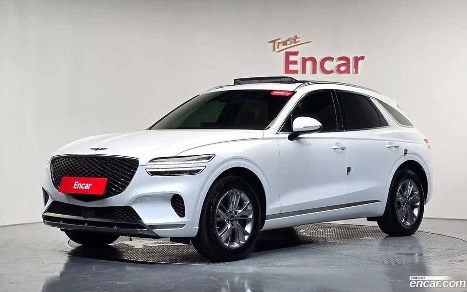 Genesis GV70 2.5T 2WD 2022 — photo 1, buy with delivery to Moscow