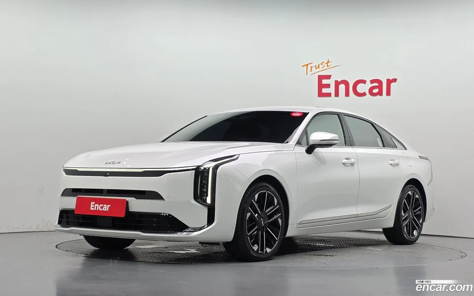 Kia K8 Hybrid 2025