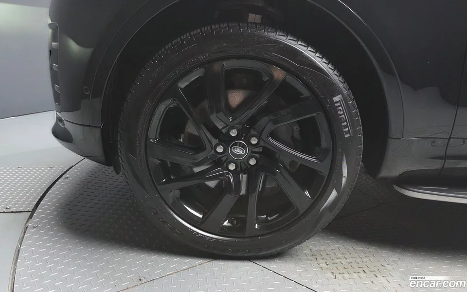 Land Rover Discovery P360 R- SE 2023 — thumbnail 2
