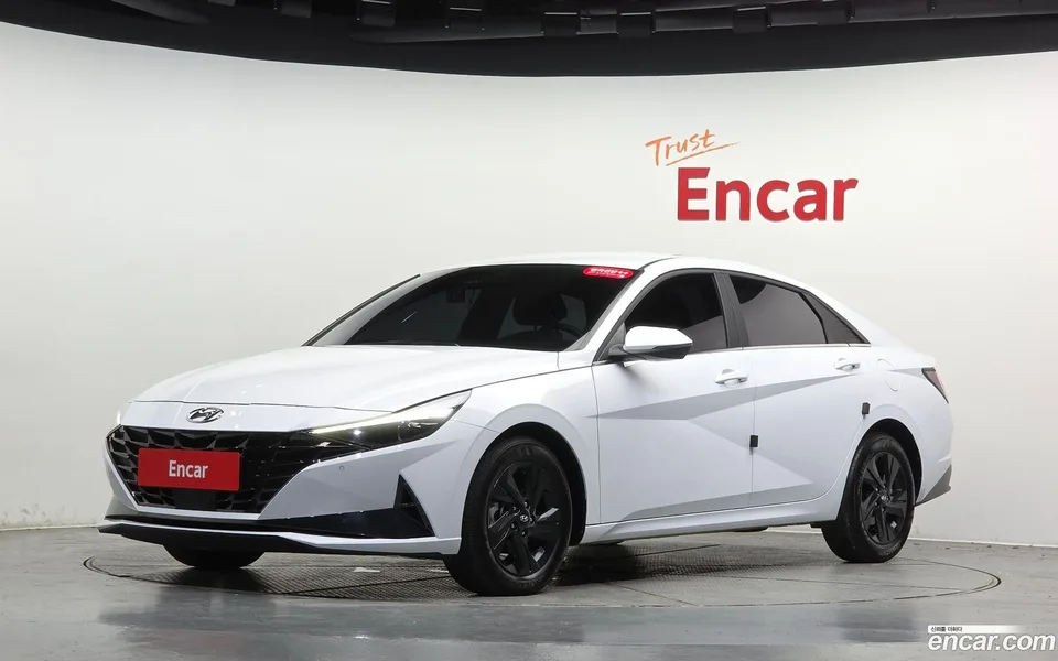 Hyundai Avante 1.6 2022 — photo 1, buy with delivery to Moscow