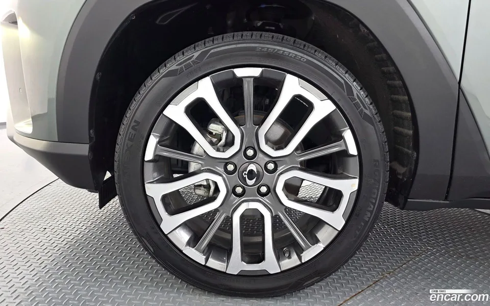 KG Mobility Torres 1.5 2WD 2024 — thumbnail 5