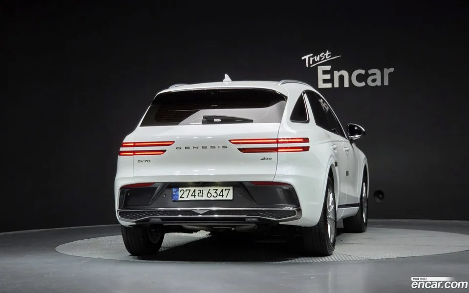 Genesis GV70 2.5T AWD 2025 — thumbnail 4