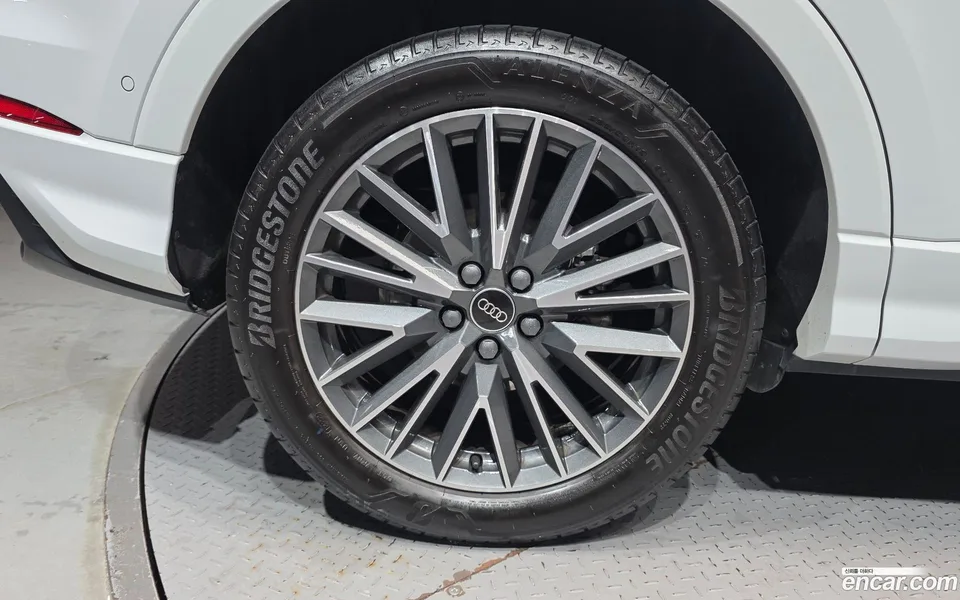 Audi Q3 35 TDI 2022 — thumbnail 2