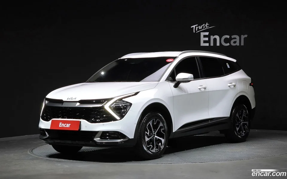 Kia Sportage Hybrid 2WD 2024 — photo 1, buy with delivery to Moscow