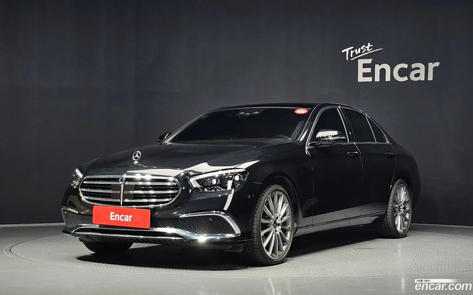 Mercedes-Benz E-Class E450 4MATIC 2022 — photo 1, buy with delivery to Moscow