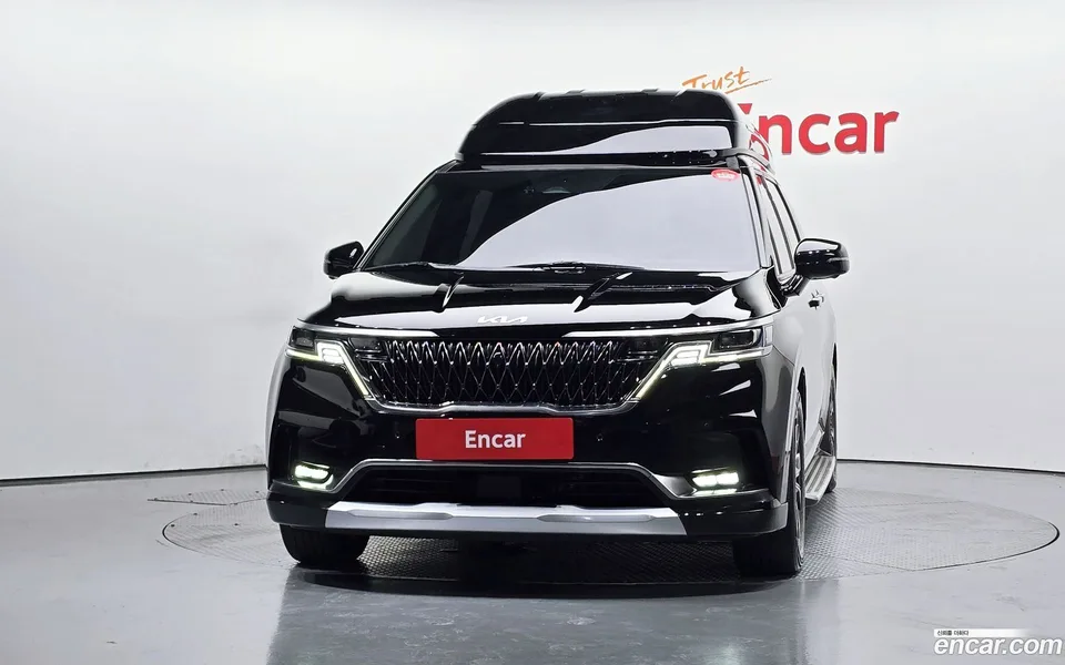 Kia Carnival 7 2022 — thumbnail 3